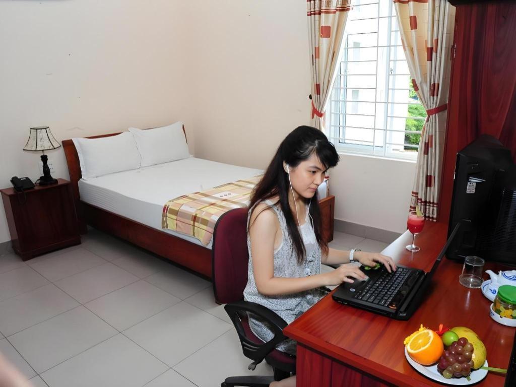 Hong Thang Hotel Хюэ Экстерьер фото