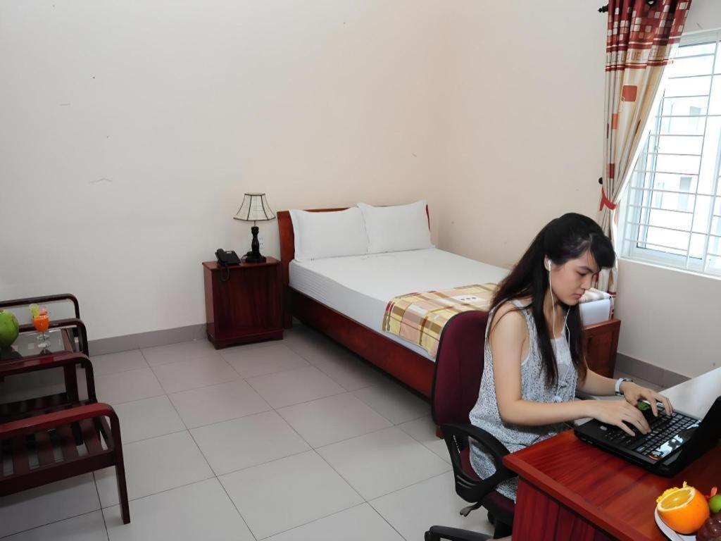 Hong Thang Hotel Хюэ Экстерьер фото
